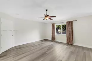 16850 Crestview Ln, Weston, FL 33326 - Photo 12