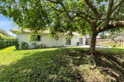 16850 Crestview Ln, Weston, FL 33326 - Photo 58