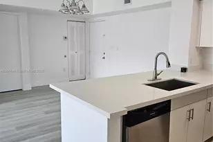 4520 NW 107th Ave, Doral, FL 33178 - Photo 8