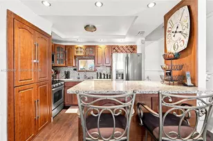 5900 NW 17th Pl, Sunrise, FL 33313 - Photo 4