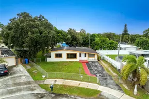 4220 SW 36th St, West Park, FL 33023 - Photo 24