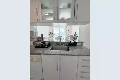 275 NE 18th St #2004, Miami, FL 33132 - Photo 10