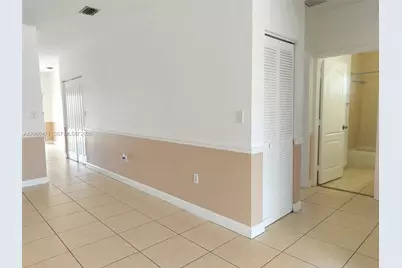 11705 SW 184 St, Miami, FL 33177 - Photo 4