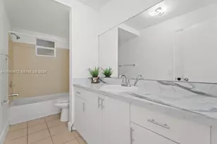 17255 SW 95th Ave, Palmetto Bay, FL 33157 - Photo 8