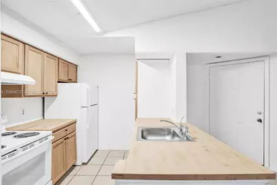 2796 S University Dr #2201, Davie, FL 33328 - Photo 8