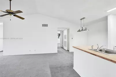 2796 S University Dr #2201, Davie, FL 33328 - Photo 4