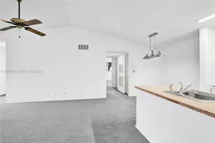 2796 S University Dr, Davie, FL 33328 - Photo 4