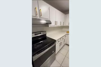 15225 NE 6th Ave #B310, Miami, FL 33162 - Photo 2