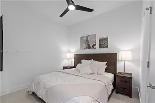159 NE 6th St, Miami, FL 33132 - Photo 12