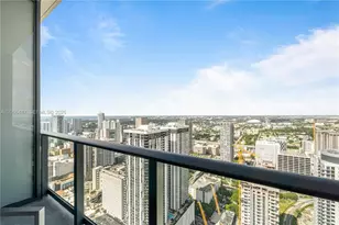 159 NE 6th St, Miami, FL 33132 - Photo 1