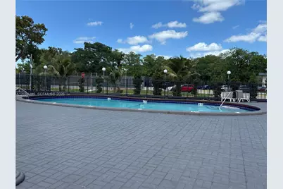 8060 Fairview Dr #101, Tamarac, FL 33321 - Photo 26