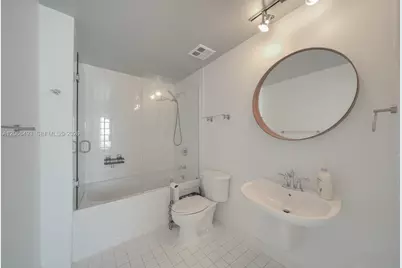 10 SW South River Dr #1406, Miami, FL 33130 - Photo 14
