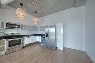 10 SW South River Dr #1406, Miami, FL 33130 - Photo 6