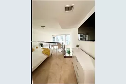 41 SE 5th St #414, Miami, FL 33131 - Photo 6