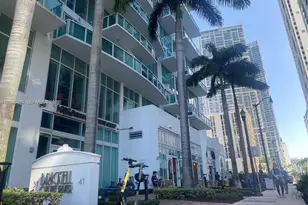 41 SE 5th St, Miami, FL 33131 - Photo 28