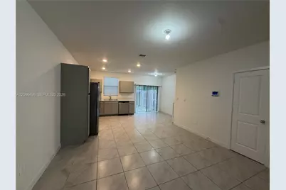 390 NE 12th St, Florida City, FL 33034 - Photo 4