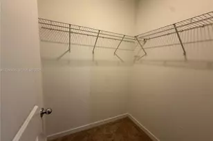 390 NE 12th St, Florida City, FL 33034 - Photo 14