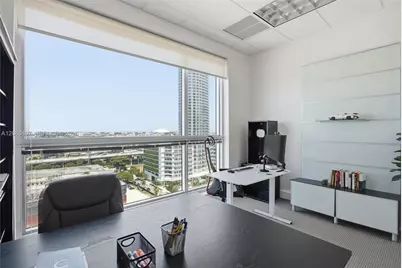 175 SW 7th St #1614, Miami, FL 33130 - Photo 8
