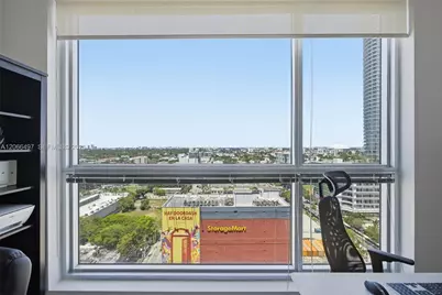 175 SW 7th St #1614, Miami, FL 33130 - Photo 10