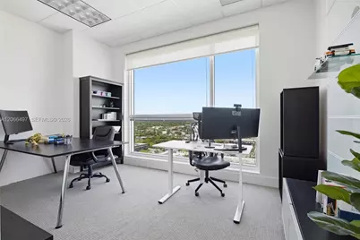 175 SW 7th St #1614, Miami, FL 33130 - Photo 6