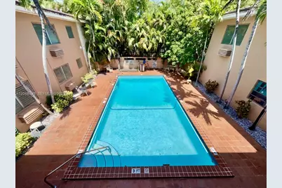 218 Santillane Ave #21, Coral Gables, FL 33134 - Photo 16