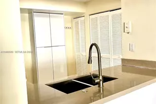 8830 SW 123rd Ct, Miami, FL 33186 - Photo 10
