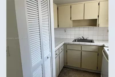 928 SW 30th Ave #3, Miami, FL 33135 - Photo 8
