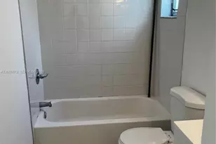 928 SW 30th Ave, Miami, FL 33135 - Photo 12