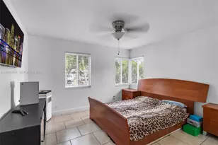 2721 NE 8th Ave, Pompano Beach, FL 33064 - Photo 16
