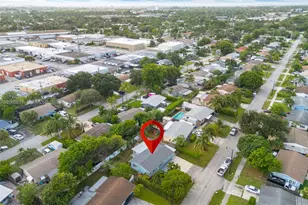 2721 NE 8th Ave, Pompano Beach, FL 33064 - Photo 30