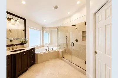 2616 Oakbrook Ct, Weston, FL 33332 - Photo 10
