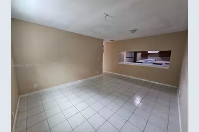 954 SW 74th Ave, North Lauderdale, FL 33068 - Photo 8