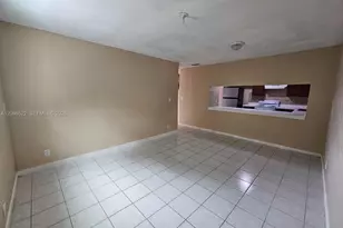 954 SW 74th Ave, North Lauderdale, FL 33068 - Photo 8