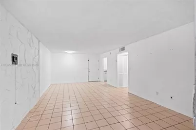8501 NW 8th St #106, Miami, FL 33126 - Photo 10