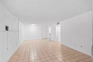 8501 NW 8th St, Miami, FL 33126 - Photo 10