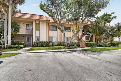 359 Lakeview Dr #102, Weston, FL 33326 - Photo 36