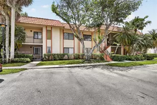 359 Lakeview Dr, Weston, FL 33326 - Photo 36
