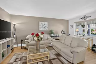 580 Egret Dr, Hallandale Beach, FL 33009 - Photo 10