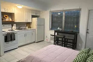 1293 NE 109th St, Miami, FL 33161 - Photo 2