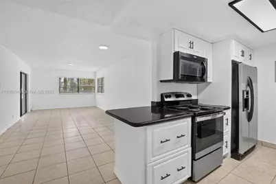220 Lakeview Dr #210, Weston, FL 33326 - Photo 8