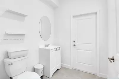 879 SE 26th Ter, Homestead, FL 33035 - Photo 32
