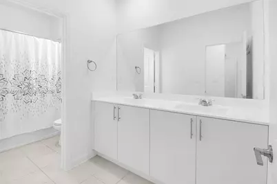 879 SE 26th Ter, Homestead, FL 33035 - Photo 12