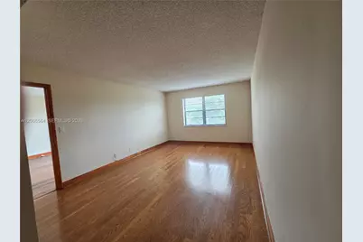 [Address not provided], Hallandale Beach, FL 33009 - Photo 10