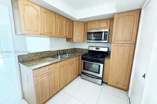 7701 SW 88th St, Miami, FL 33156 - Photo 2