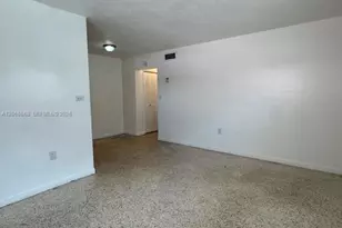 735 W 15th St, Hialeah, FL 33010 - Photo 10