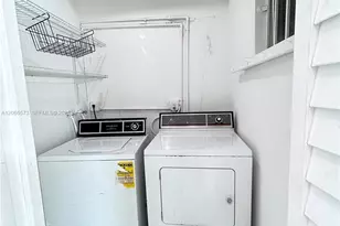 1543 NE 144th St, Miami, FL 33161 - Photo 12