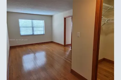 [Address not provided], Hallandale Beach, FL 33009 - Photo 6