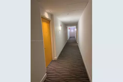234 NE 3rd St #1603, Miami, FL 33132 - Photo 6