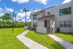 860 NW 106th Ave, Miami, FL 33172 - Photo 1