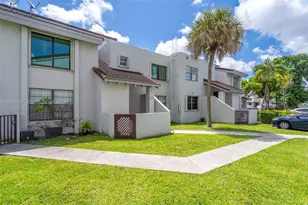 860 NW 106th Ave, Miami, FL 33172 - Photo 2